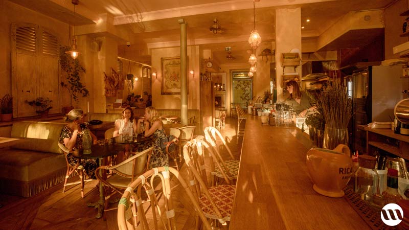 https://www.mandaley.fr/wp-content//2019/07/restaurant-a-paris-aux-saveurs-provencales-salle1.jpg