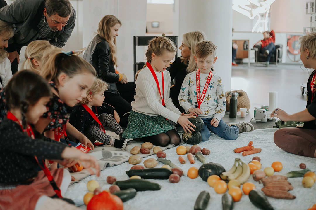 https://campaign-image.eu/zohocampaigns/2826000014686004_zc_v58_1663770150750_dani_silvia___kinderboekenweek_17102021_1080.jpg