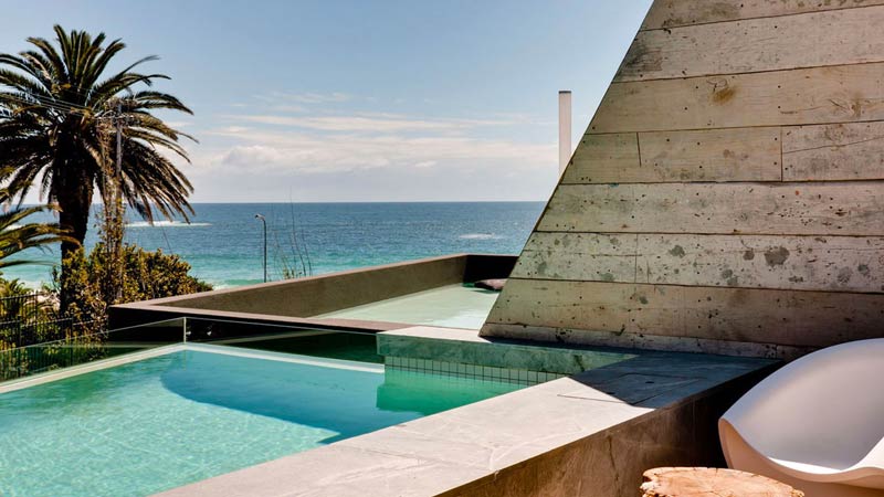https://www.mandaley.fr/wp-content//2019/05/POD-Camps-Bay-hotel-le-cap-piscine.jpg