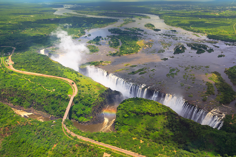 https://club.mandaley.fr/wp-content/uploads/2019/05/best-value-victoria-falls-and-botswana-safari-slideshow-image-5bed613ce9656.jpg